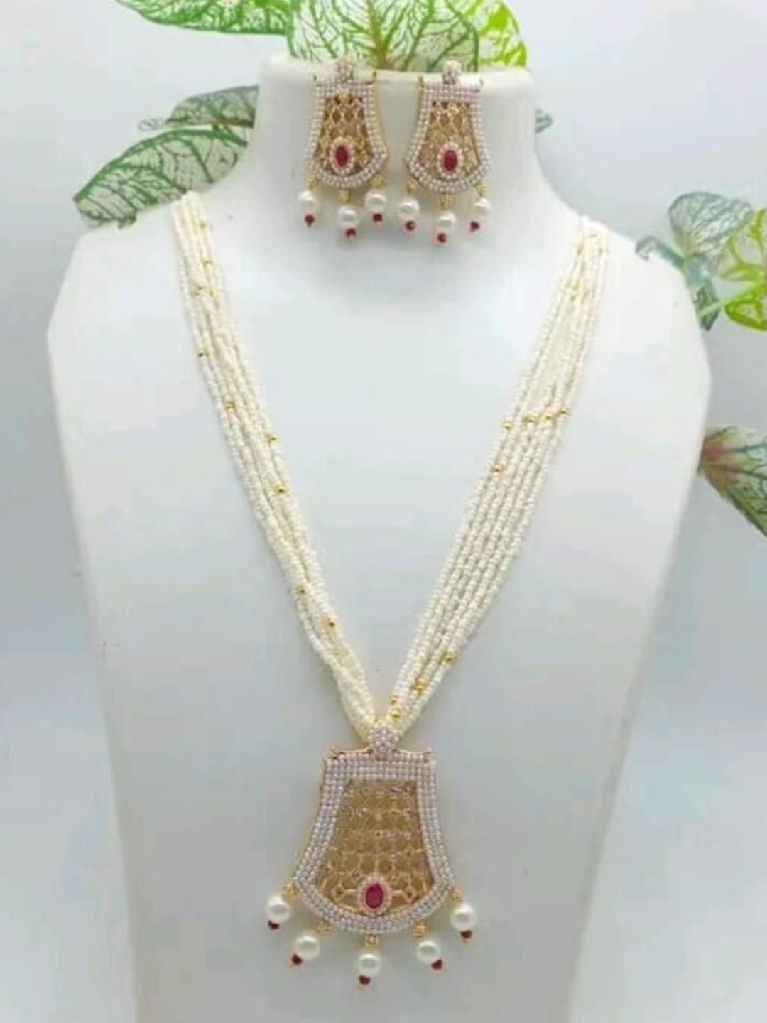 

Gyaan Jewels Stone-Studded & Beaded Necklace & Earrings, White