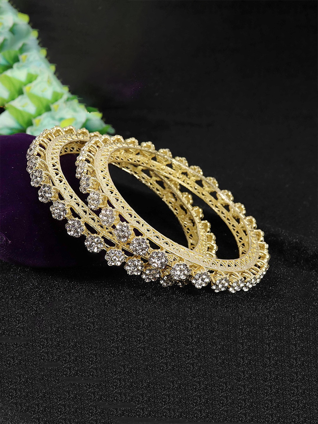 

ZULKASet of 2 Gold Plated Metal Zircon Diamond Stone Bangles