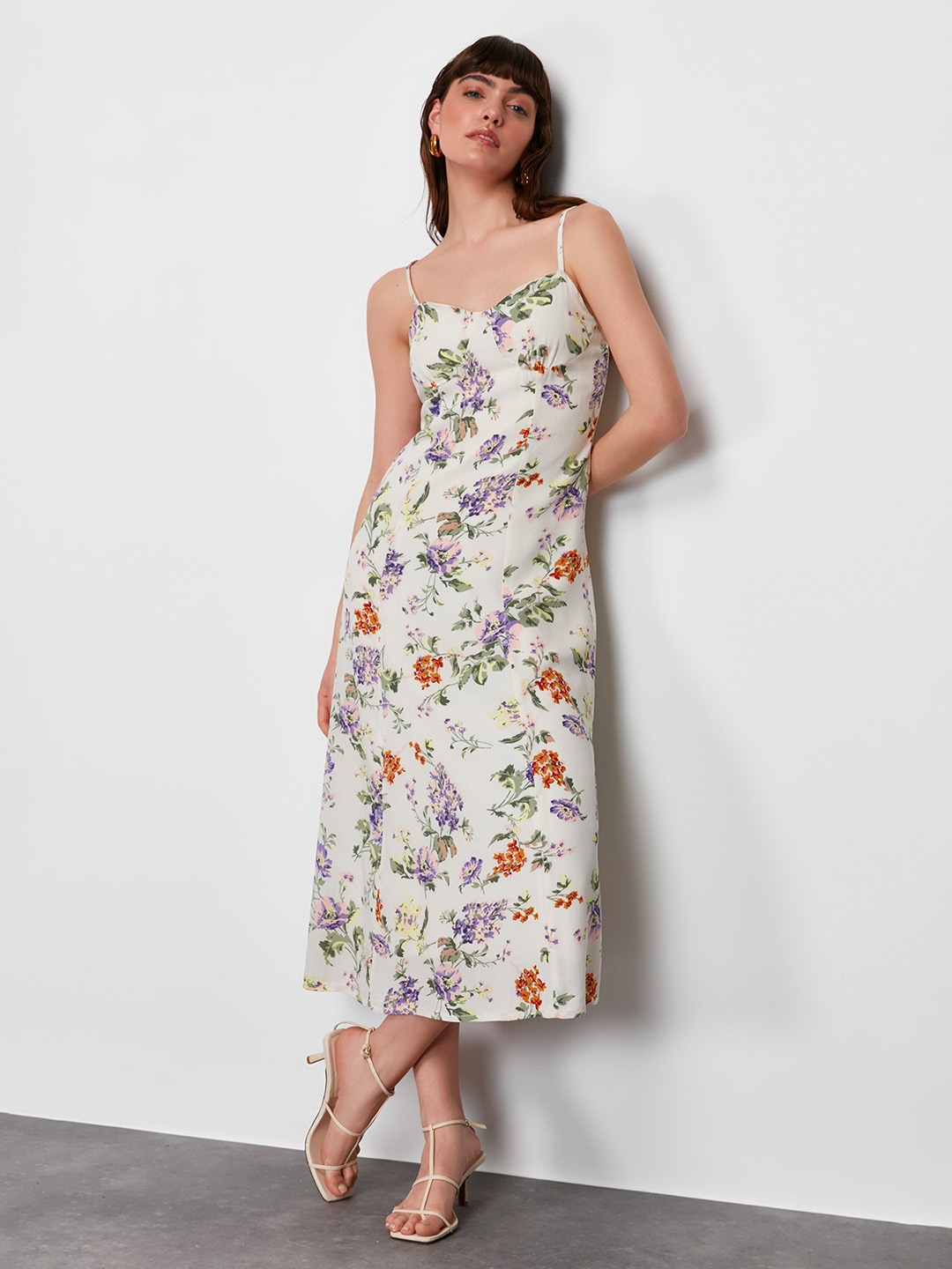 

Trendyol Floral Print A-Line Midi Dress, Na