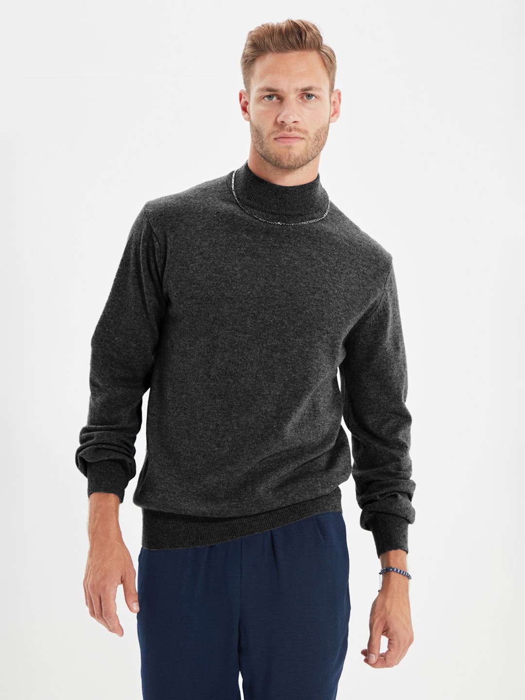 

Trendyol Men High Neck Applique T-shirt, Na