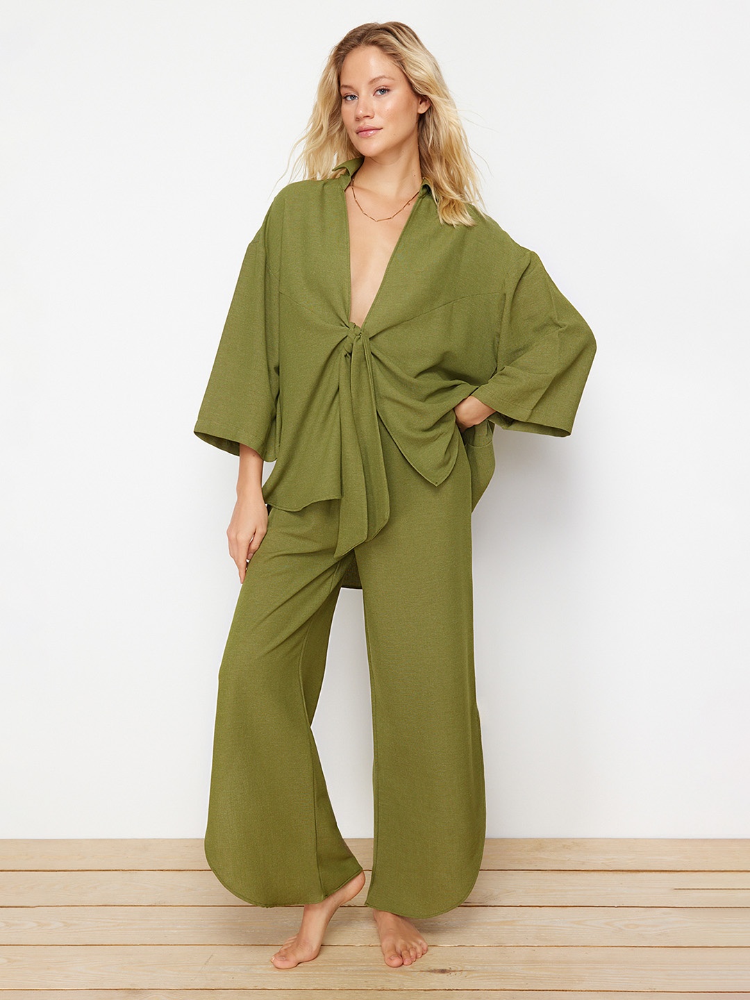 

Trendyol Shirt Collar Top With Trousers, Green