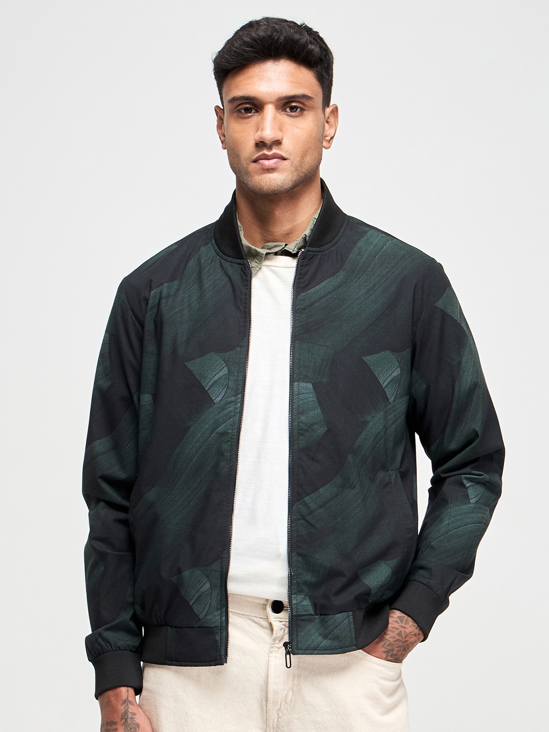 

Red Flame Men Geometric Bomber Jacket, Green