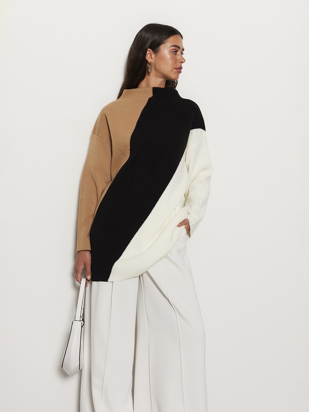 

Trendyol Women Colourblocked Pullover, Camel brown