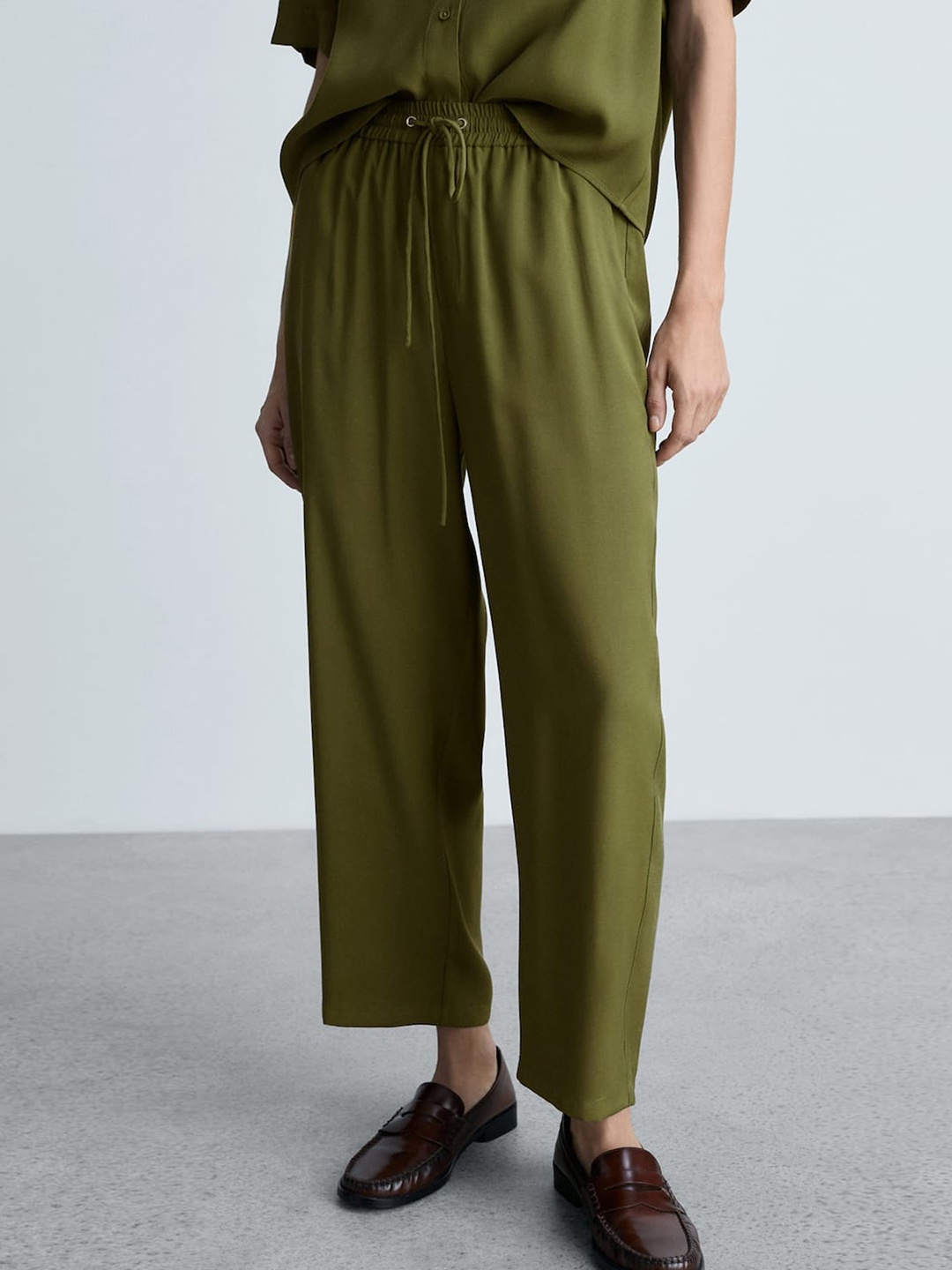 

MANGO Women Straight Fit Trousers, Olive