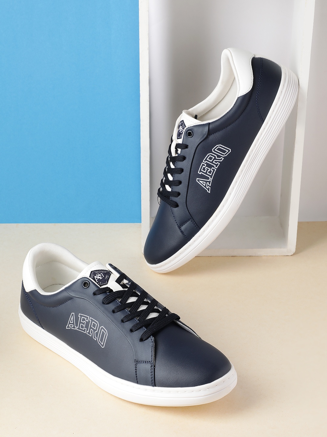 

Aeropostale Men Sneakers, Navy blue