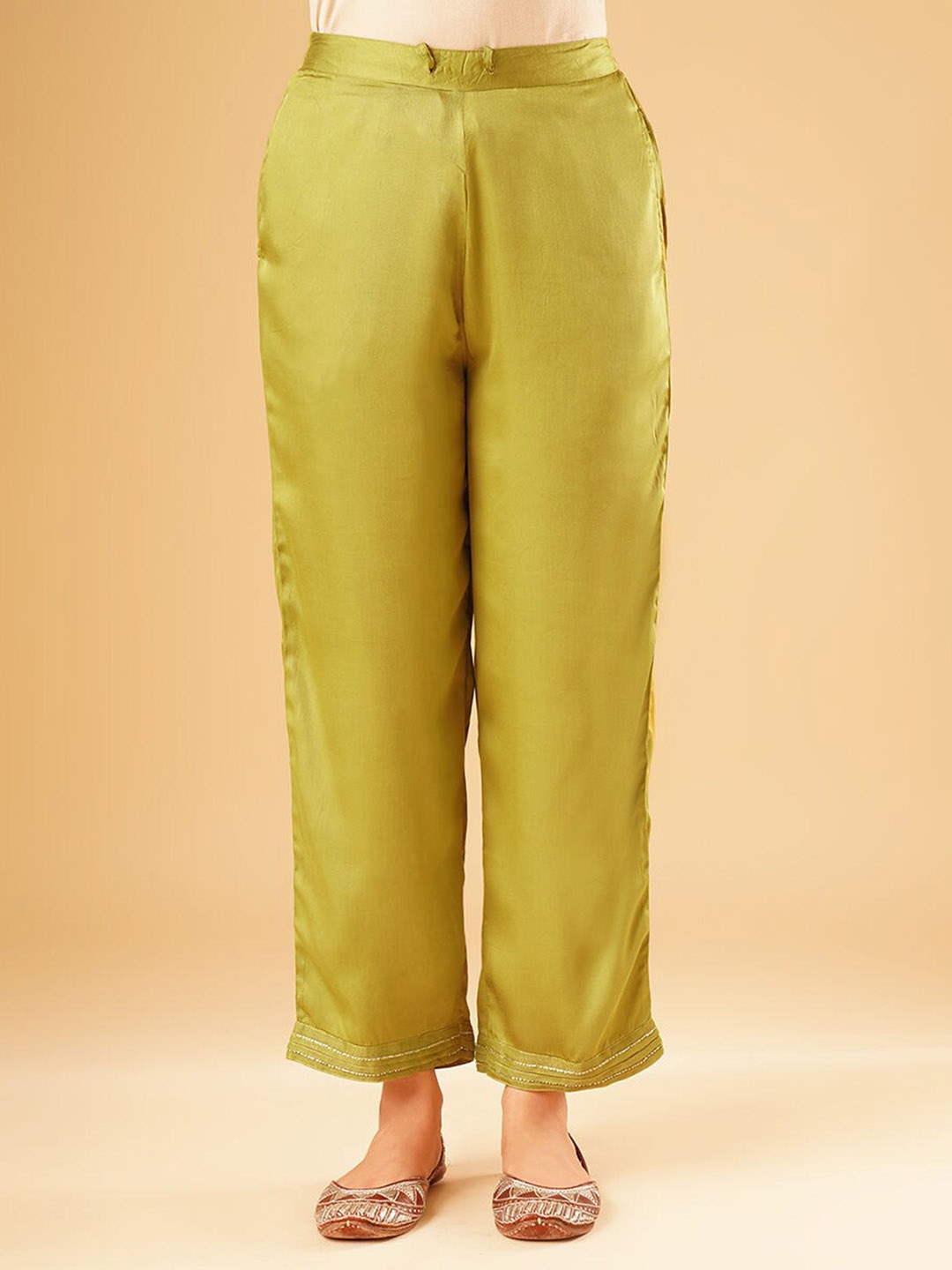 

JAYPORE Women Embroidered Relaxed Trousers, Lime green