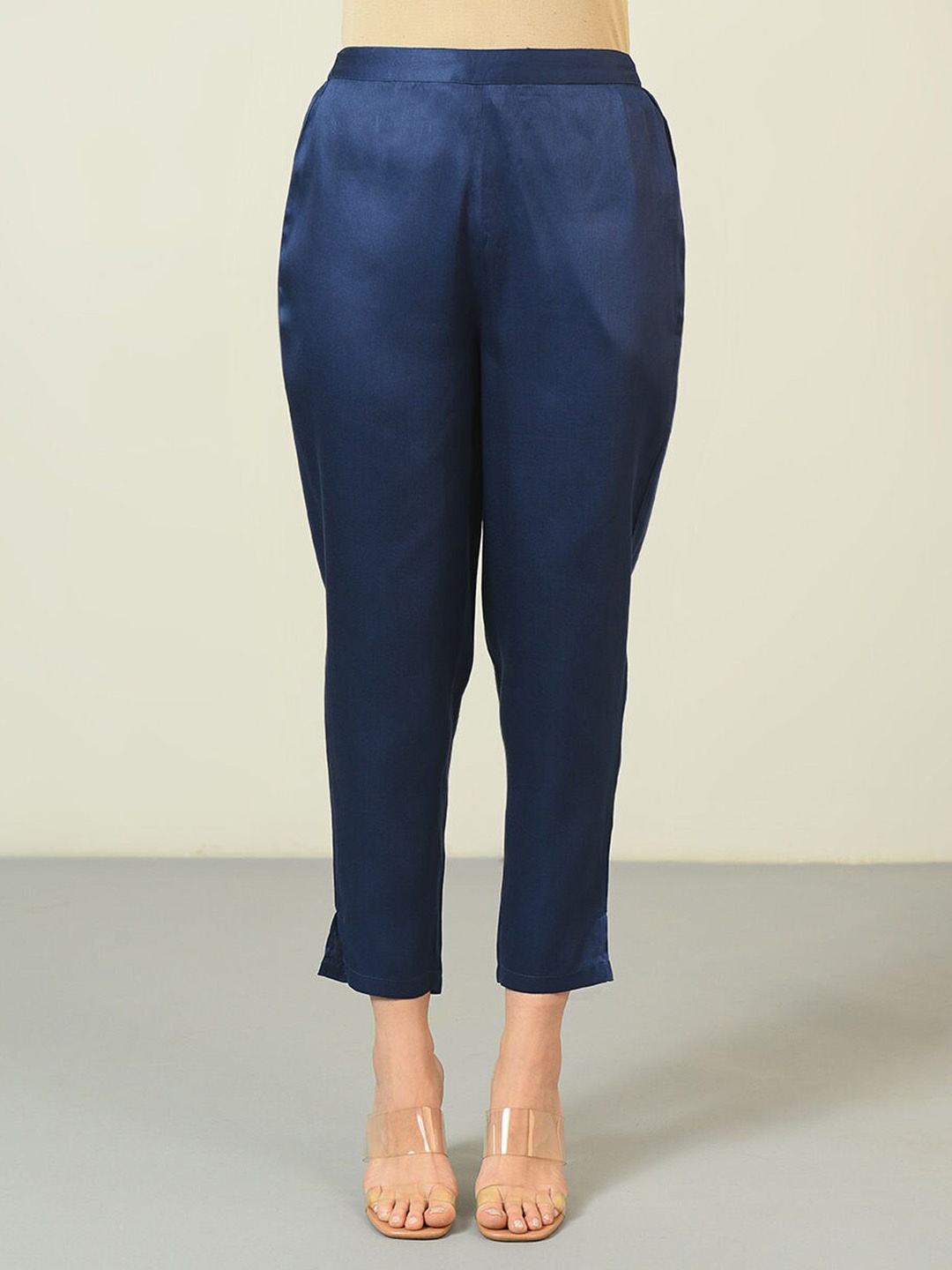 

JAYPORE Women Relaxed Pleated Trousers, Blue