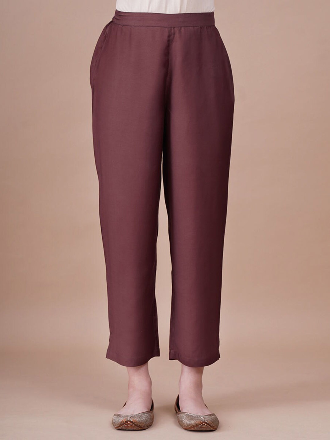 

JAYPORE Women Relaxed Trousers, Purple