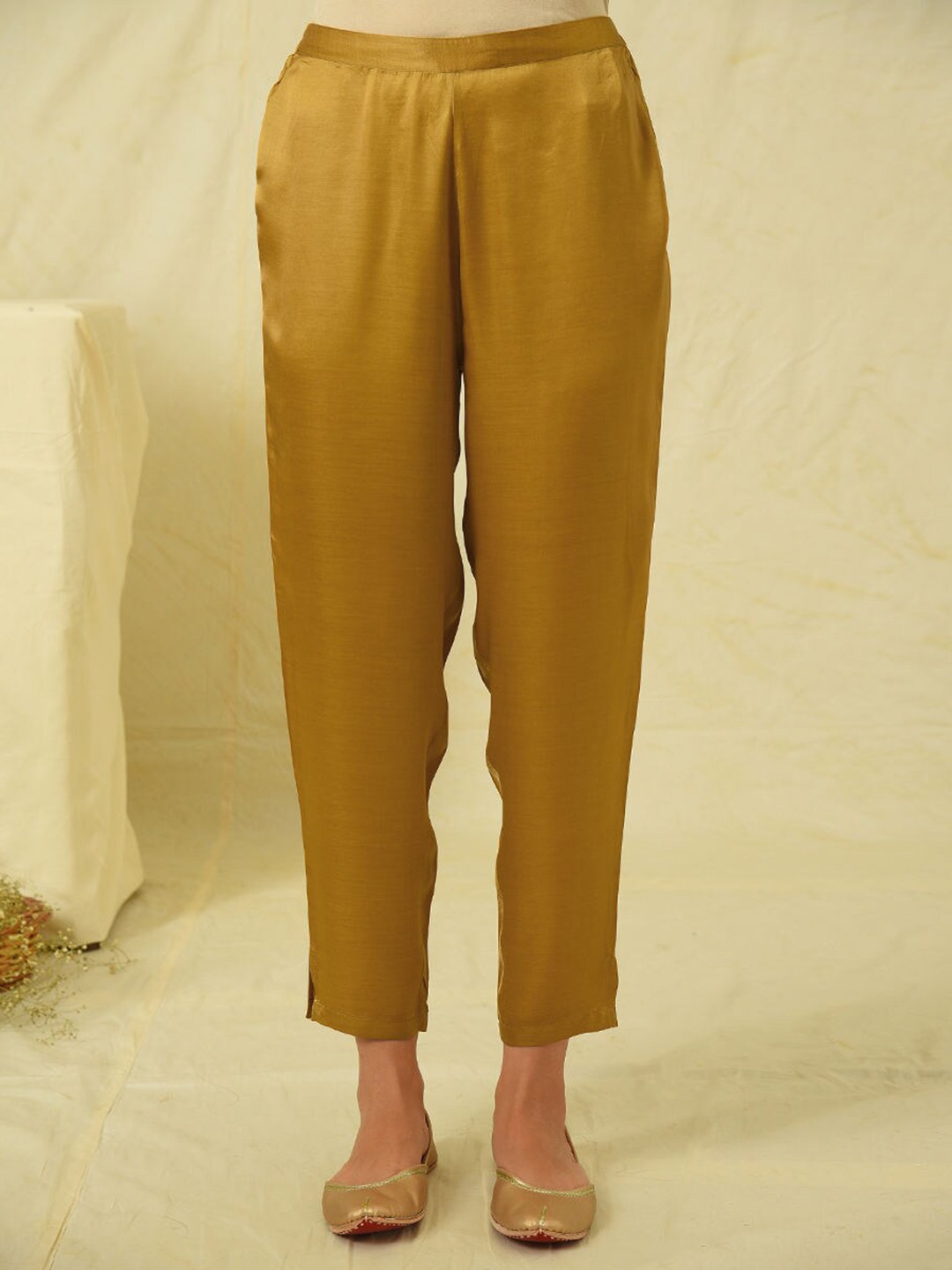 

JAYPORE Women Relaxed Trousers, Mustard