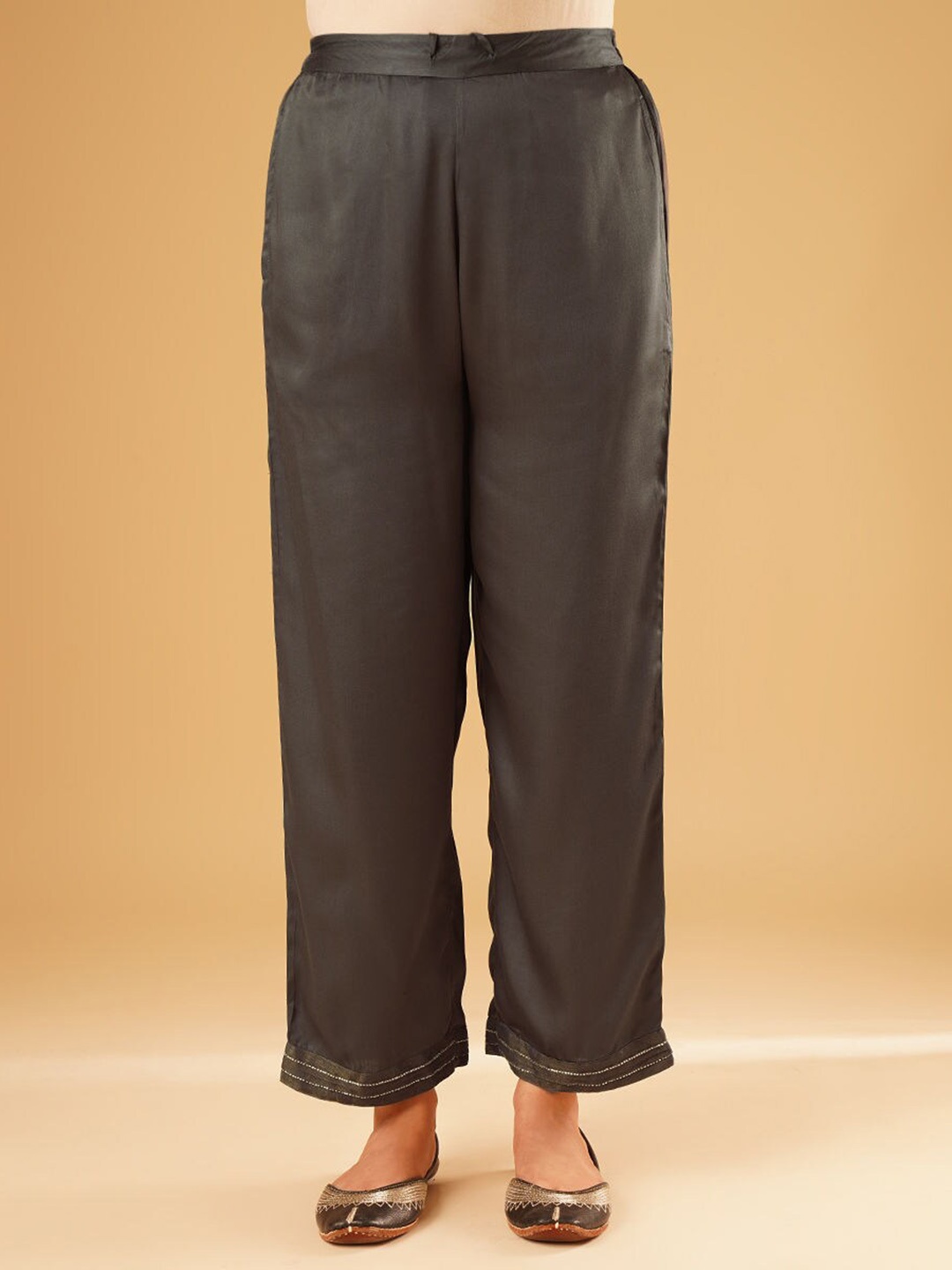 

JAYPORE Women Embroidered Relaxed Trousers, Black