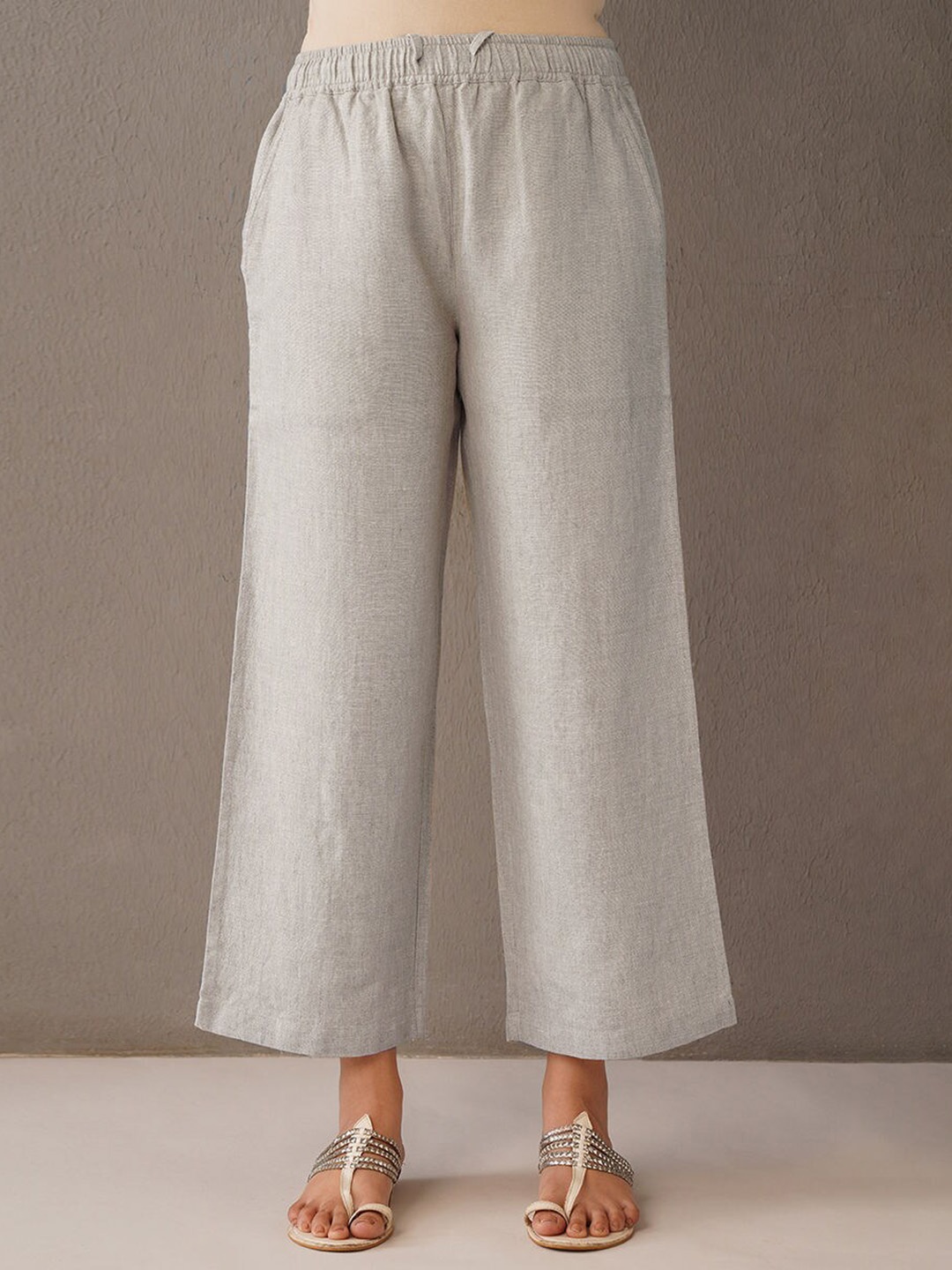 

JAYPORE Women Relaxed Loose Fit High-Rise Trousers, White