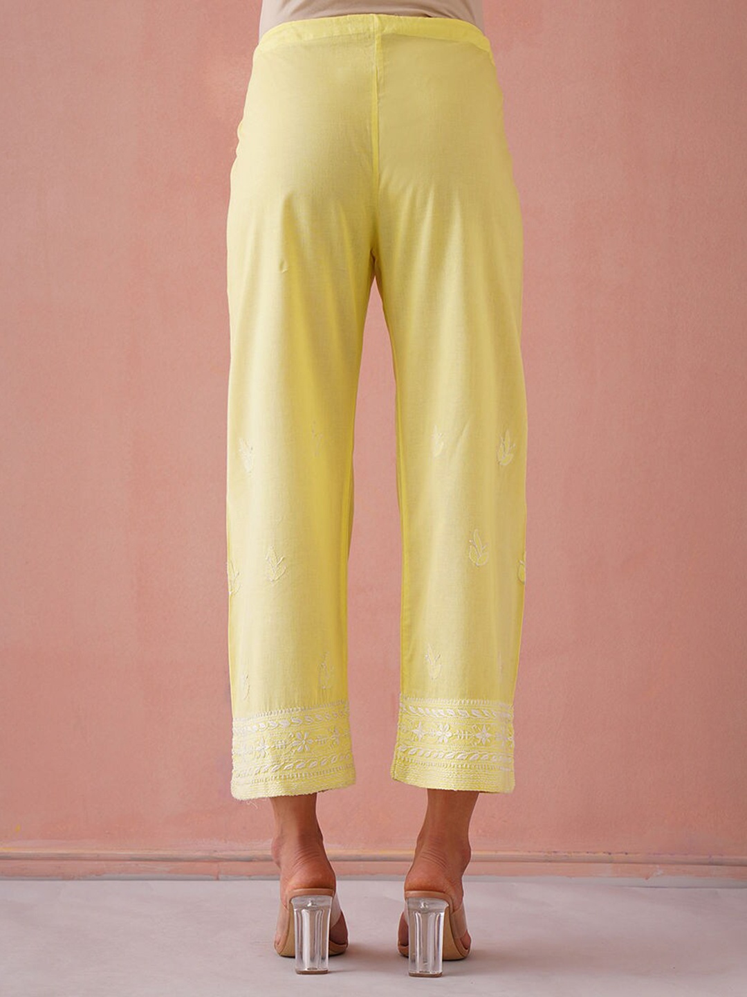 

JAYPORE Women Embroidered Relaxed Trousers, Lime green