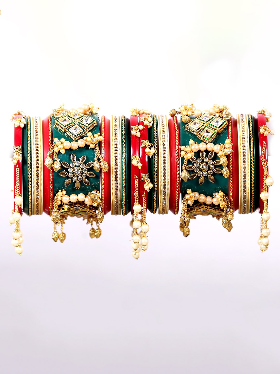 

Align Set Of 2 Gold-Plated Pearls Beaded Chuda Bangles