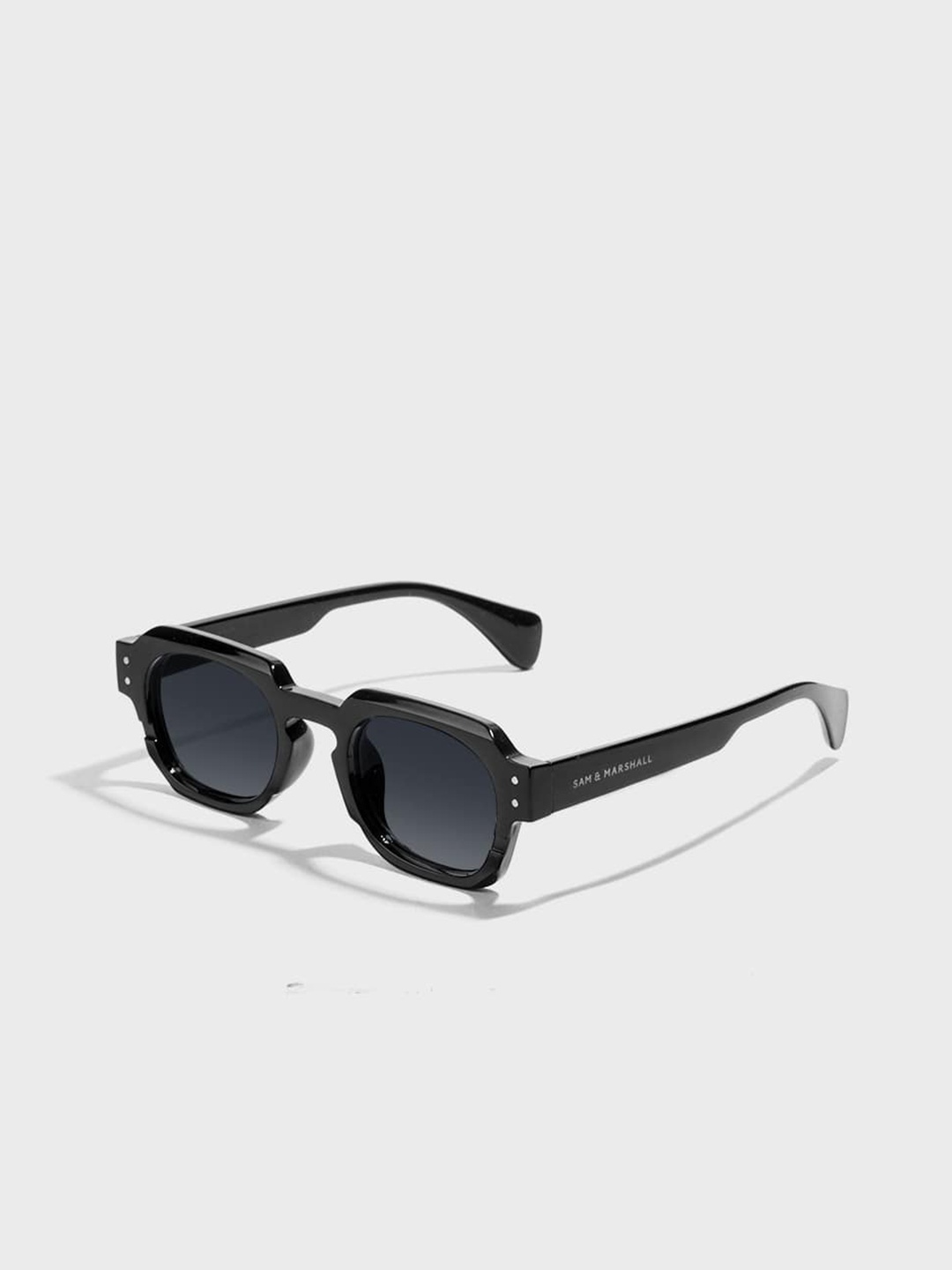 

SAM & MARSHALL Unisex Oval Sunglasses with UV Protected Lens ELUCID, Black
