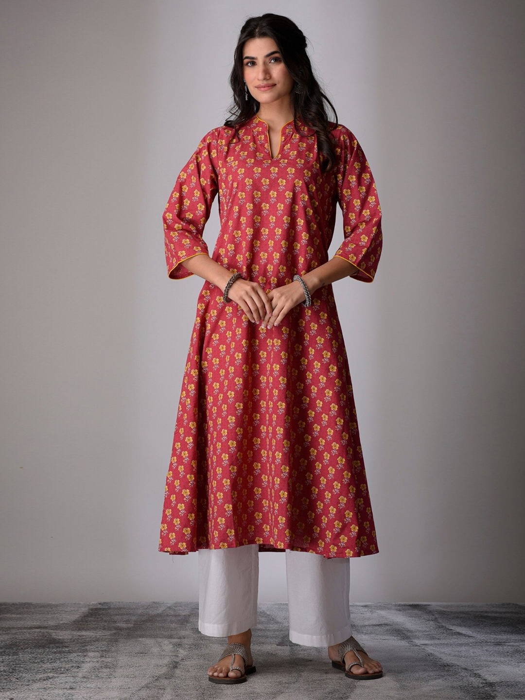 

DIMPLE DESIGN STUDIO Floral Printed Mandarin Collar Cotton A-Line Kurta, Red
