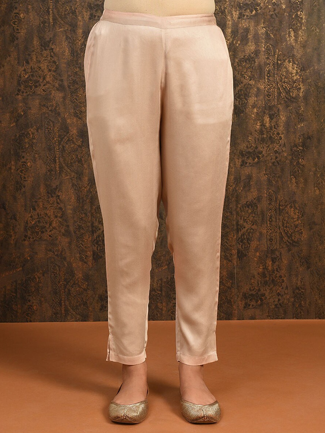 

JAYPORE Women Relaxed Regular Trousers, Cream