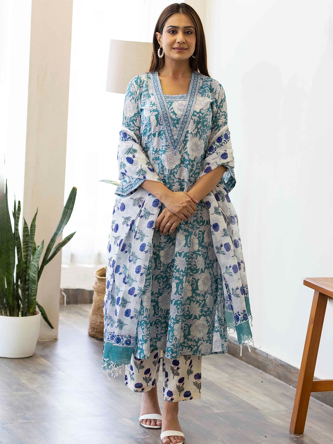 

Maitri Jaipur Floral Printed Sequinned Pure Cotton A-Line Kurta with Palazzos & Dupatta, Green