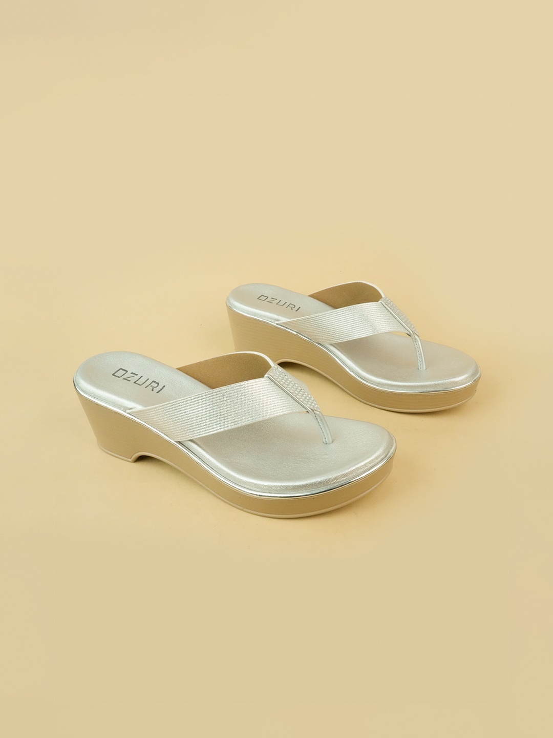 

Ozuri Party Wedge Sandals, Silver