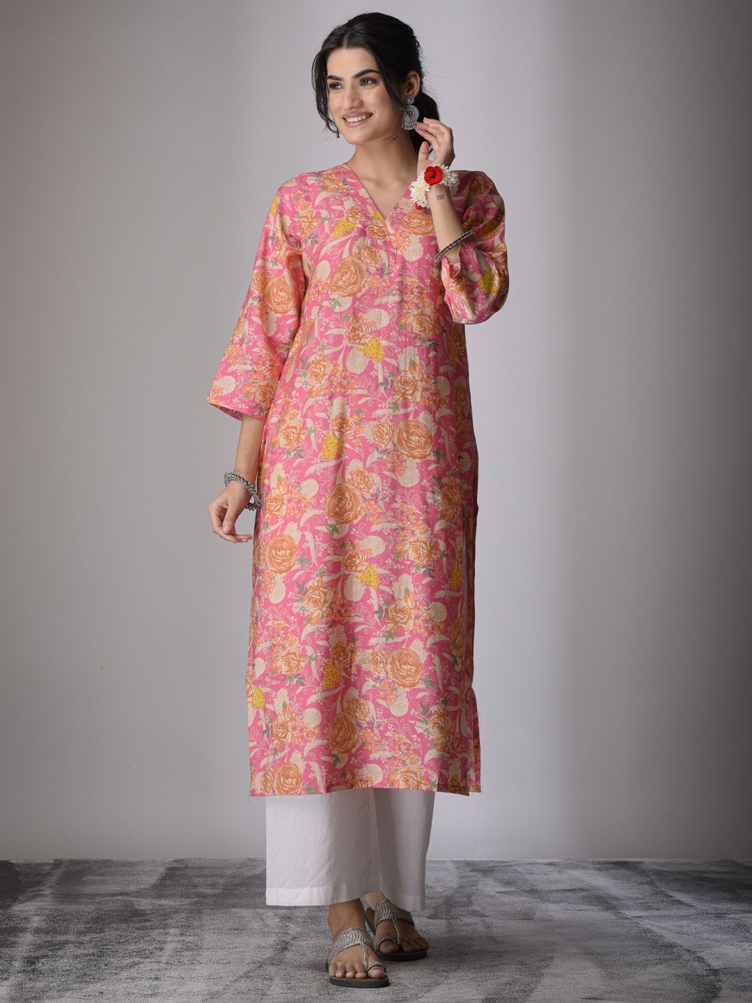 

DIMPLE DESIGN STUDIO Women Floral Printed Cotton Kurta, Pink