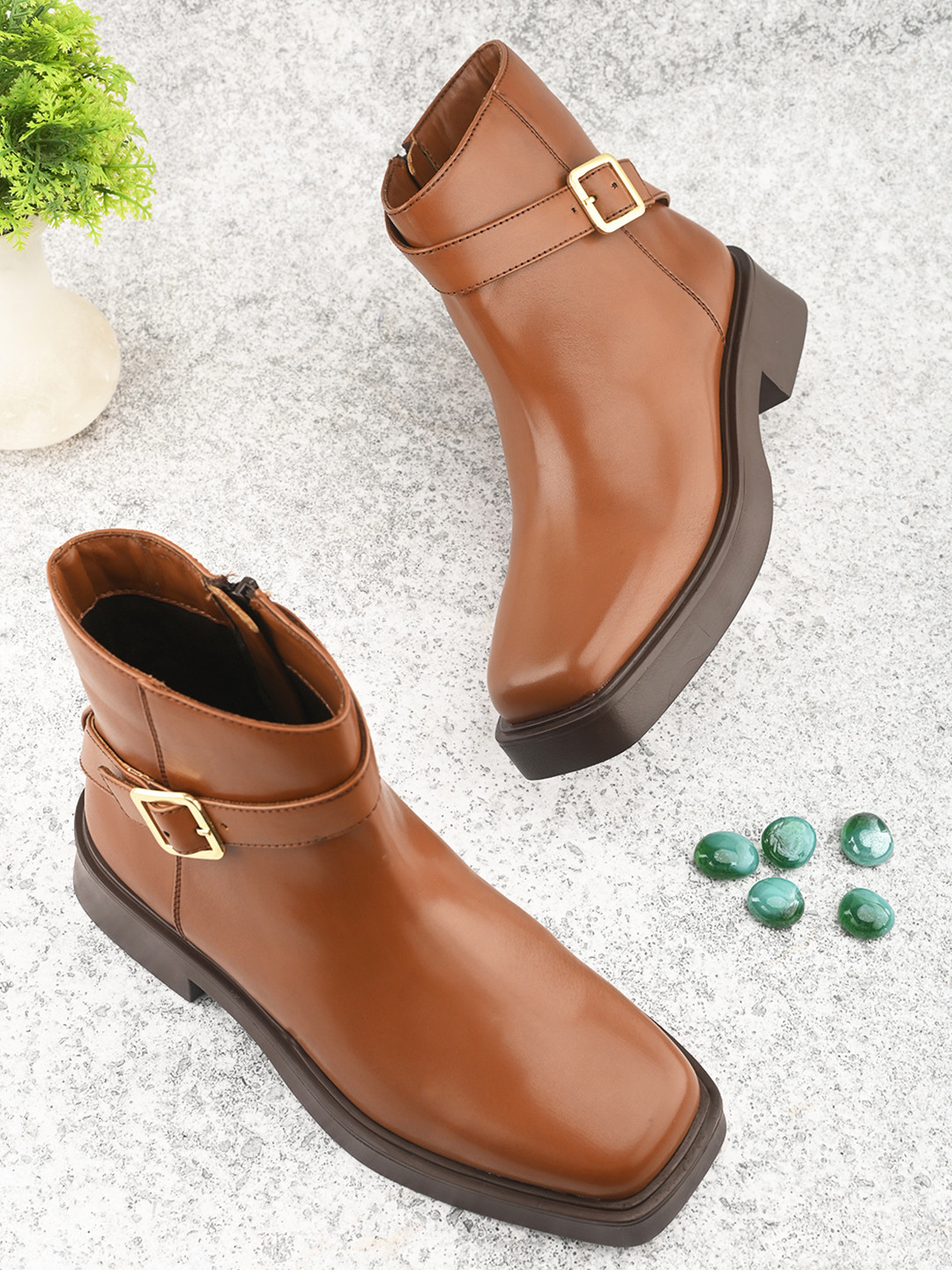 

The Roadster Lifestyle Co. Women Block-Heeled Regular Boots, Brown