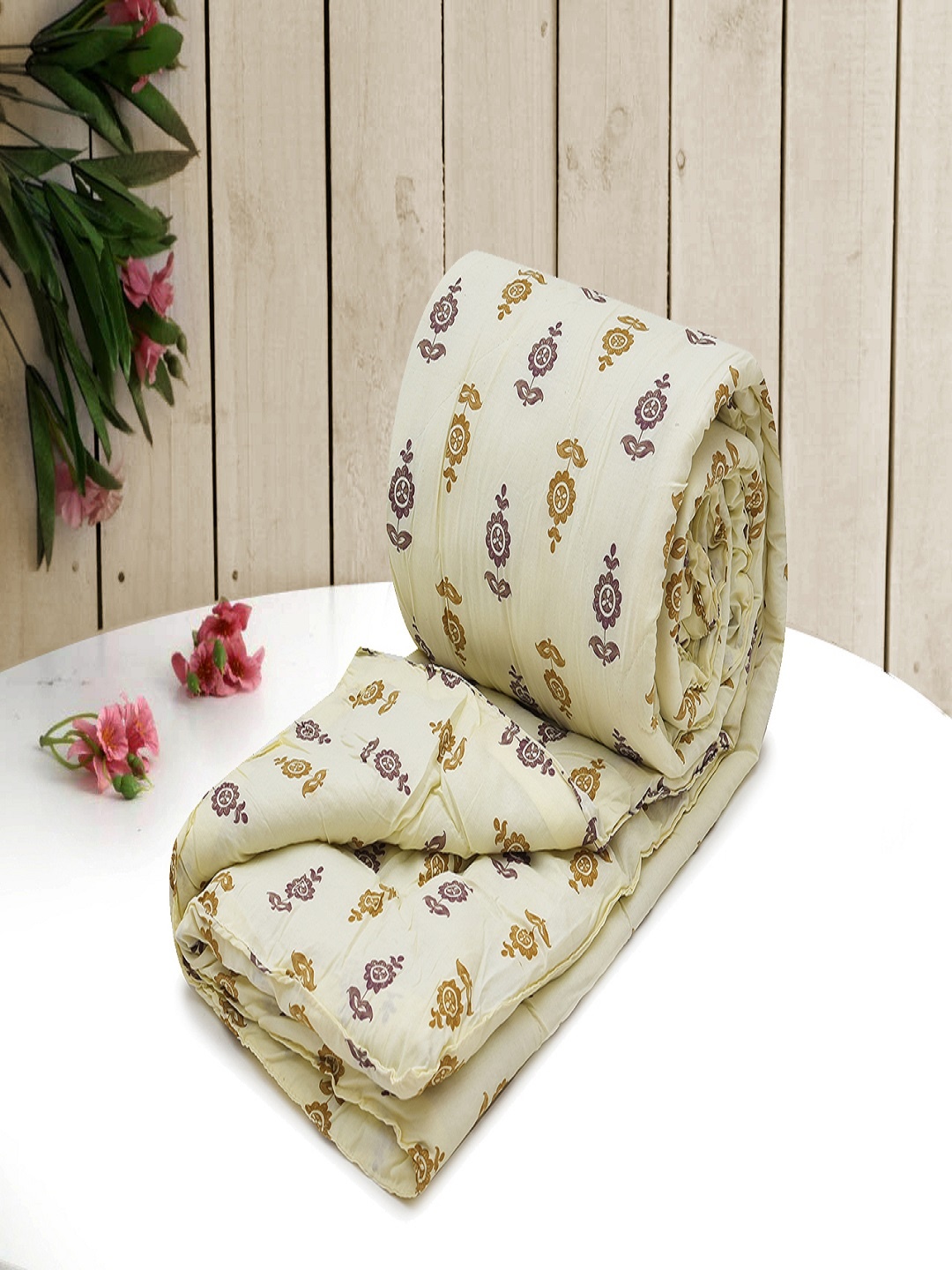 

Myntra Elegant Homes Brown Floral Printed Mild Winter Single Bed Comforter, Cream