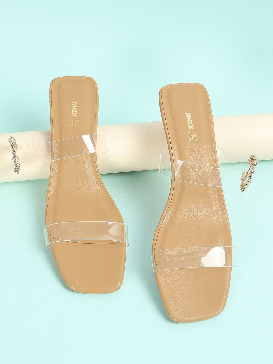 

max Women Kitten Sandals, Beige