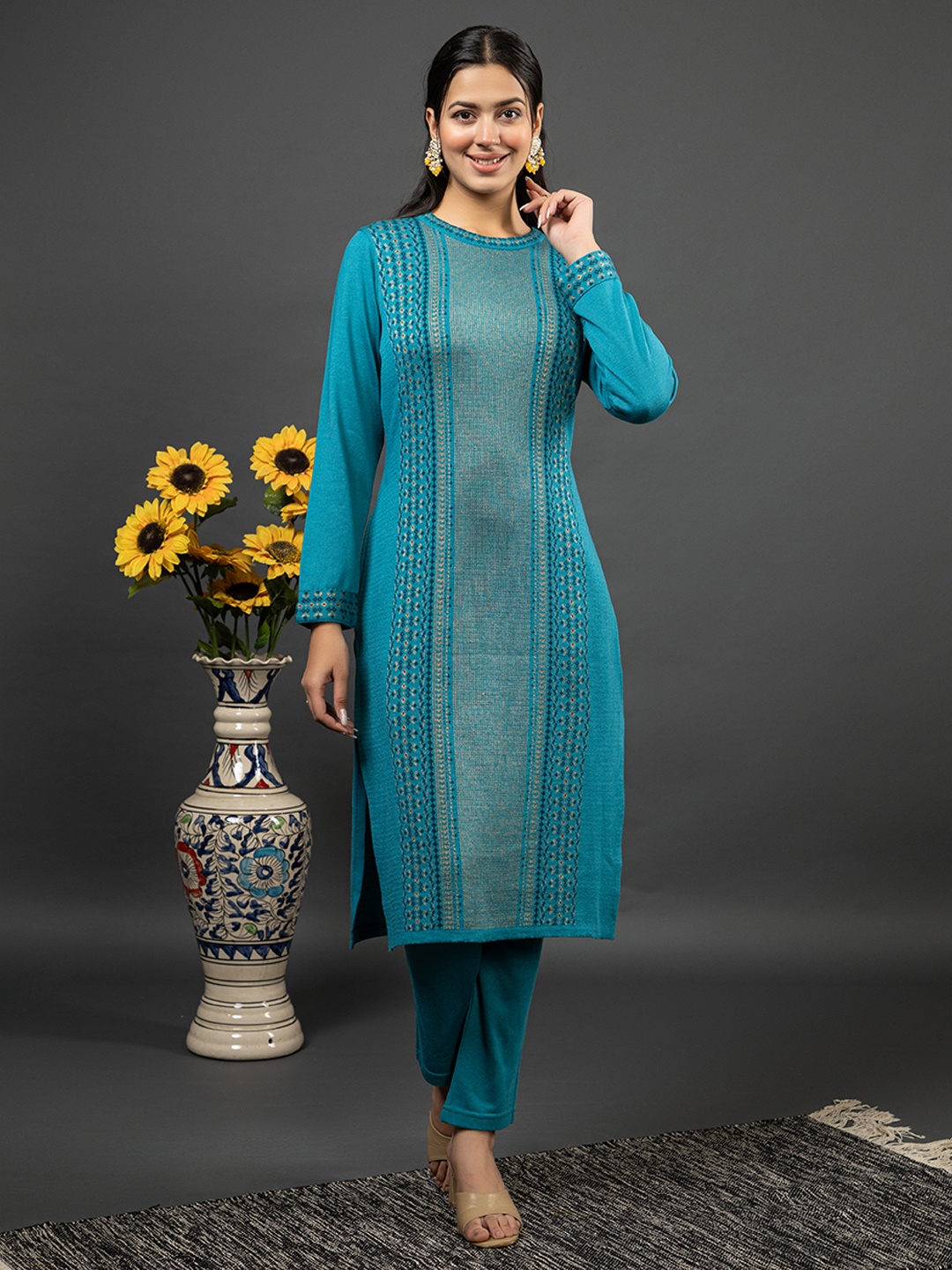 

Anouk Turquoise Blue Floral Woven Design Round Neck Jacquard Straight Kurta