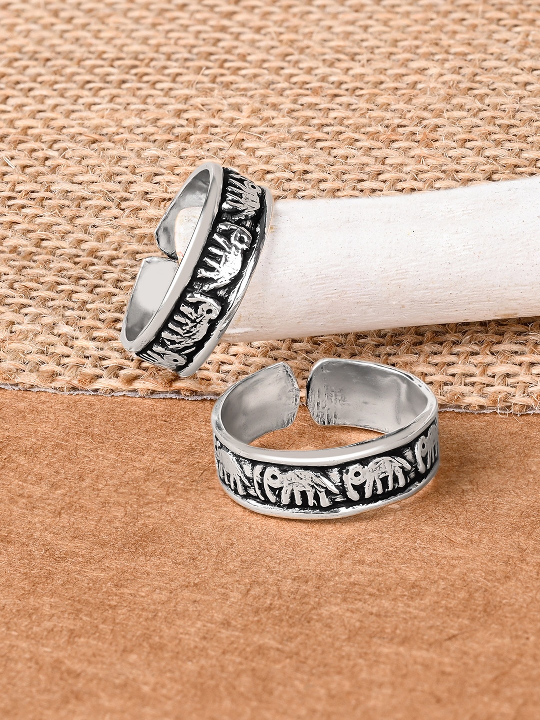 

TOUCH925 Elephant Design Oxidised Toe Rings, Silver