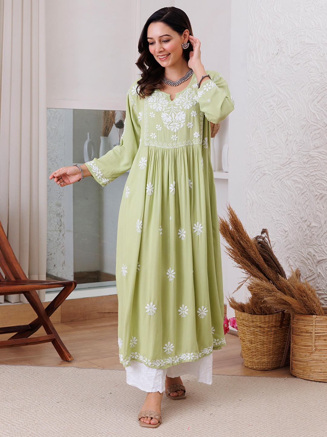 

Rangreza Ethnic Zainat Floral Embroidered Chikankari Cotton A-Line Kurta, Green