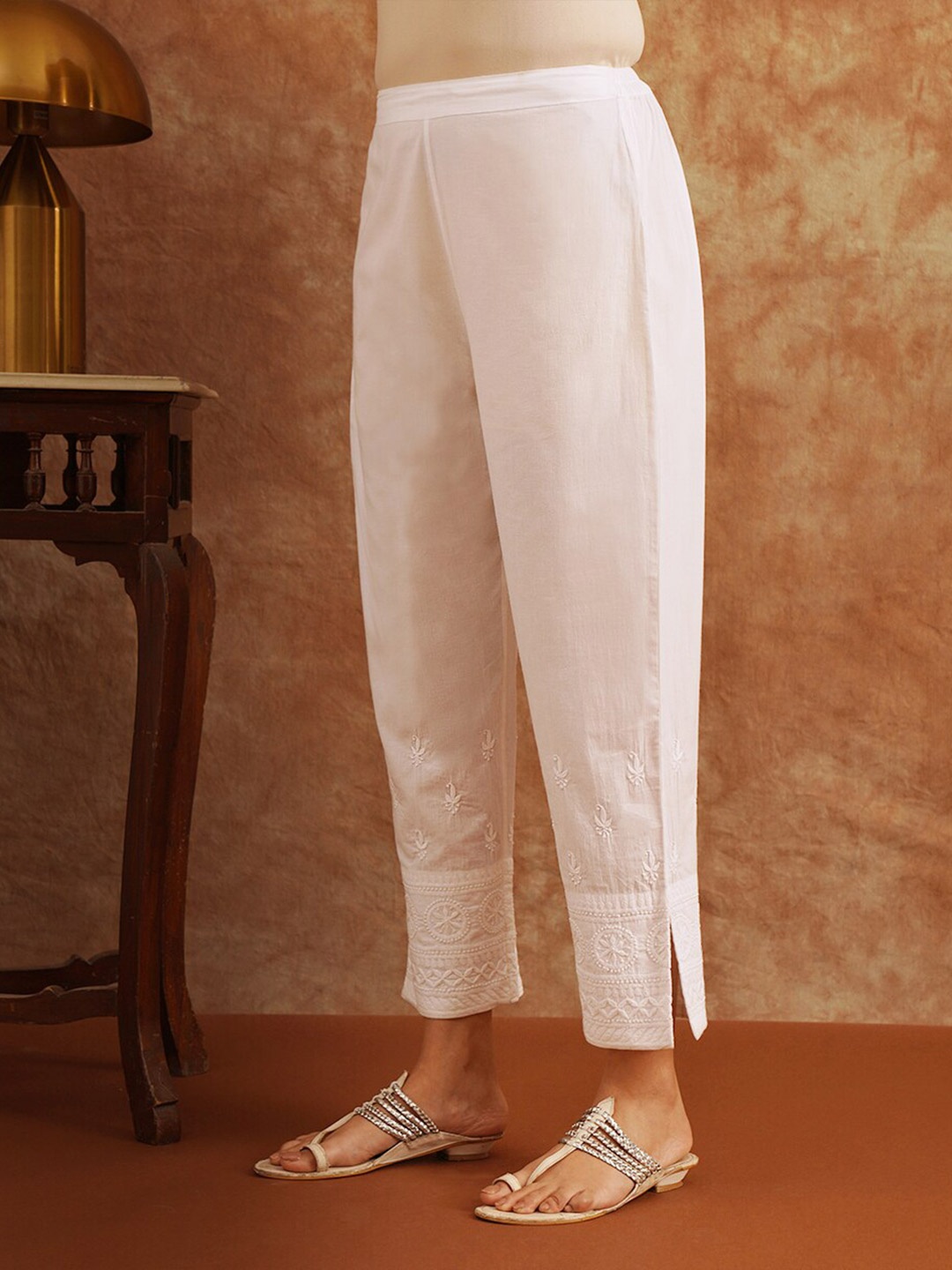 

JAYPORE Women Cotton Ethnic Motifs Embroidered Relaxed High-Rise Trousers, White