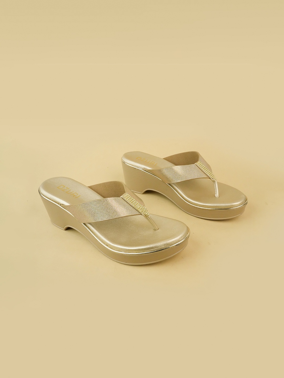

Ozuri Party Wedge Sandals, Gold