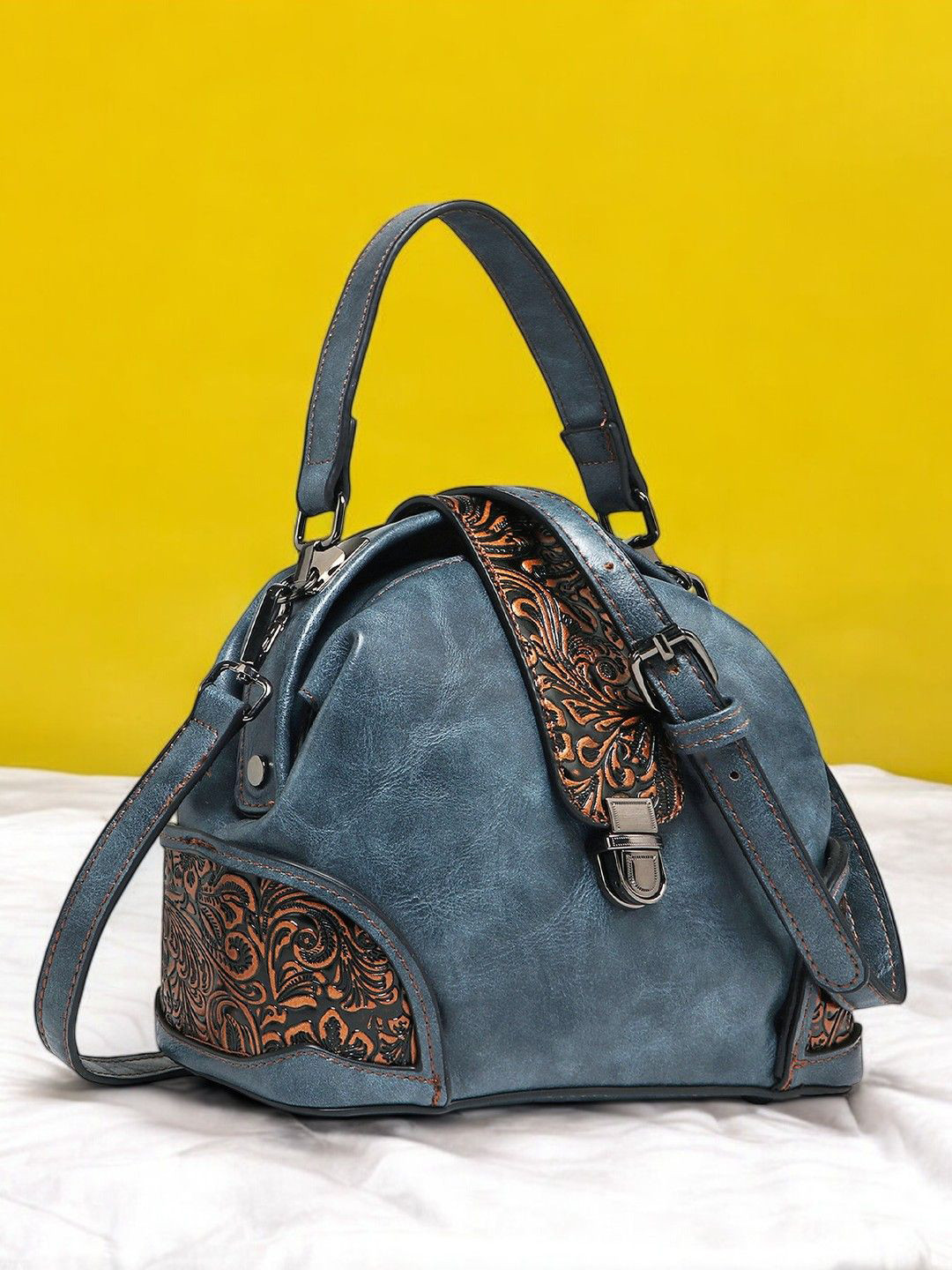 

Exotic Swagger Hobo Bag, Blue