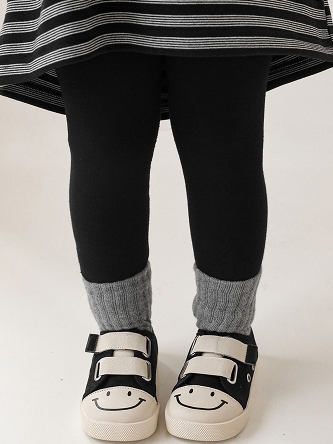 

LULU & SKY Girls Ankle Length Leggings, Black