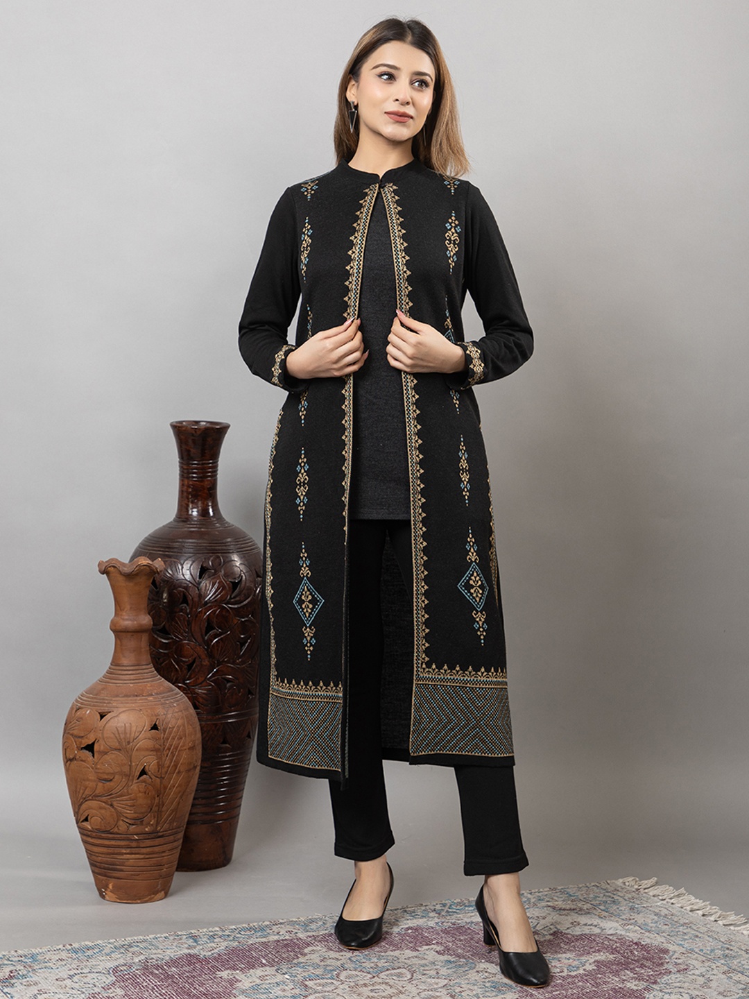 

Anouk Black Ethnic Motifs Woven Design Mandarin Collar Long Sleeves Regular Straight Kurta