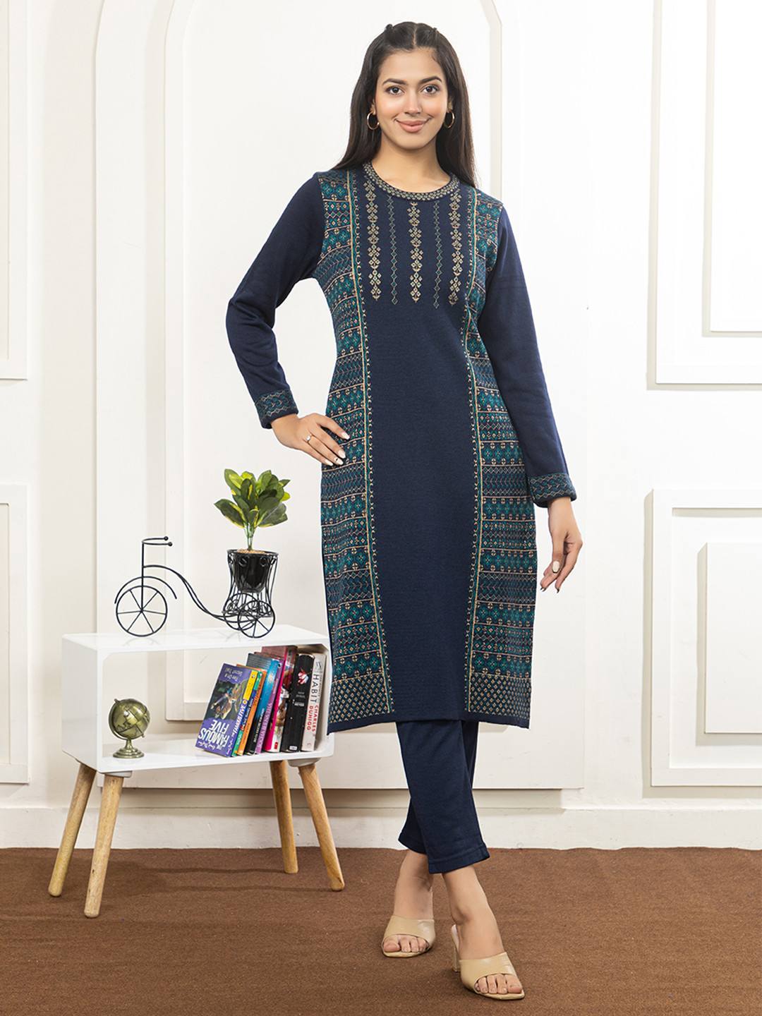 

Anouk Navy Blue Geometric Woven Design Round Neck Long Sleeves Regular Straight Kurta