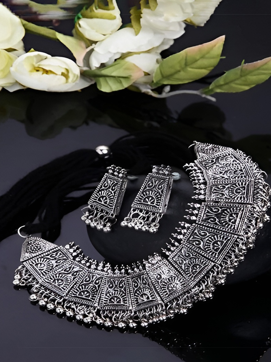

JMBW INTERNATIONAL Set Of 2 Silver-Plated Beaded Necklace and Earrings