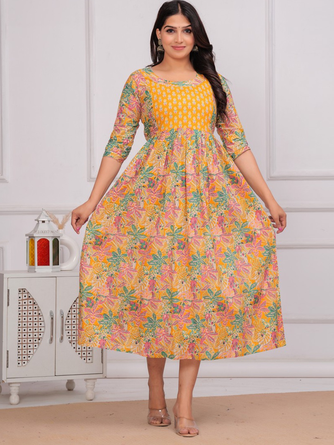 

JAIPURFAME Floral Printed Cotton Maternity A-Line Kurta, Yellow