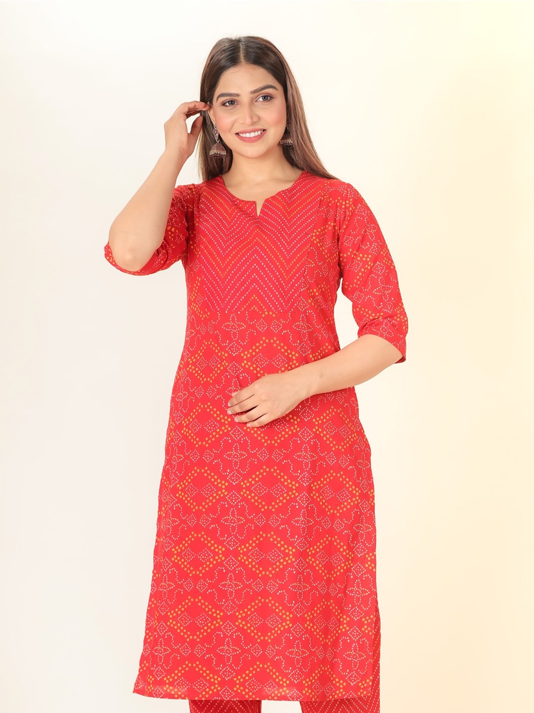 

Aramya Bandhani Printed Regular Cotton Straight Kurta, Red