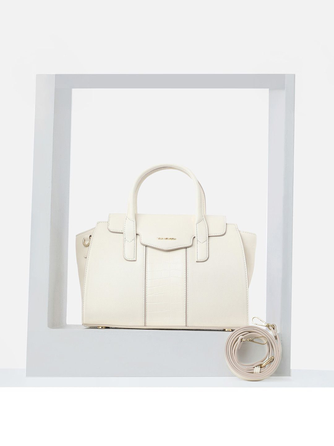 

Van Heusen Woman Solid Swagger Handheld Bag, Cream