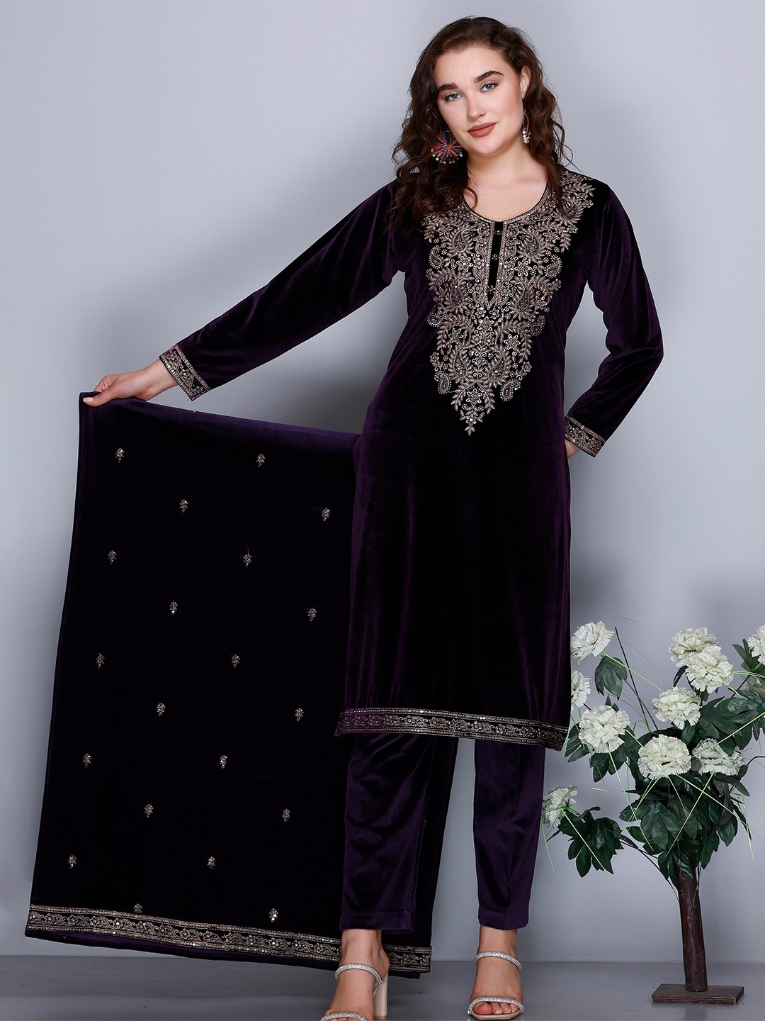 

EVORA Floral Embroidered Sequined Velvet Straight Kurta With Trousers & Dupatta, Purple