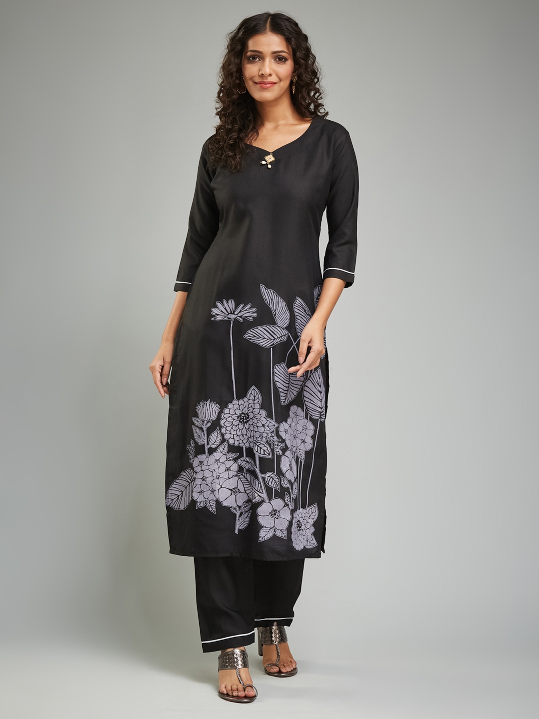 

KALINI Floral Printed Kurta with Trouser, Black