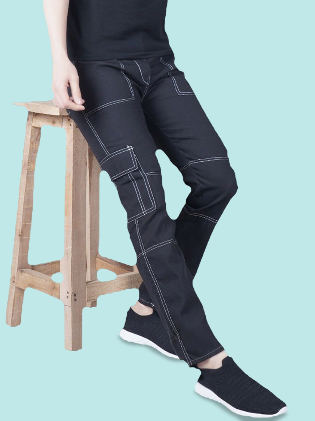 

LINARIA Men Classic Regular Fit Low Distress Jeans, Black
