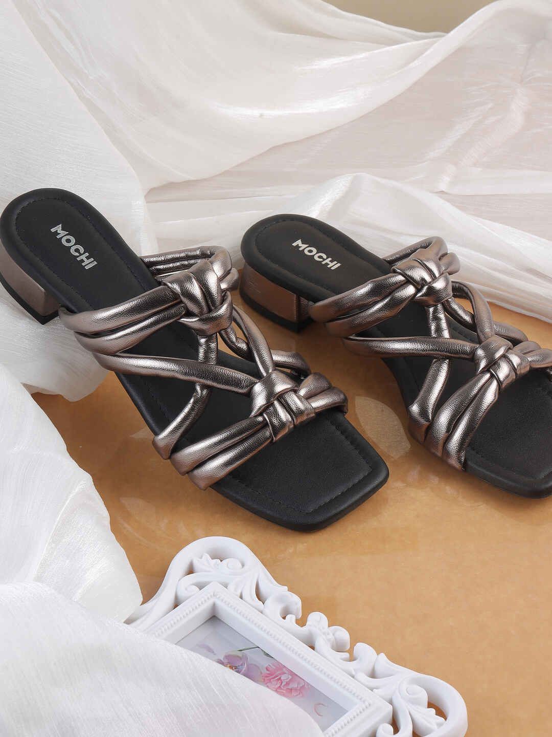 

Mochi Women Colourblocked Block Heel Sandals, Metallic