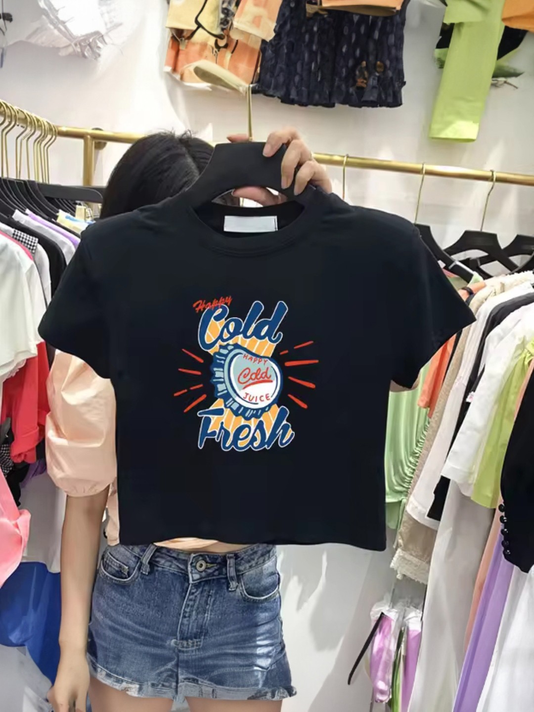 

KPOP Women Graphic Printed Round Neck Top, Black