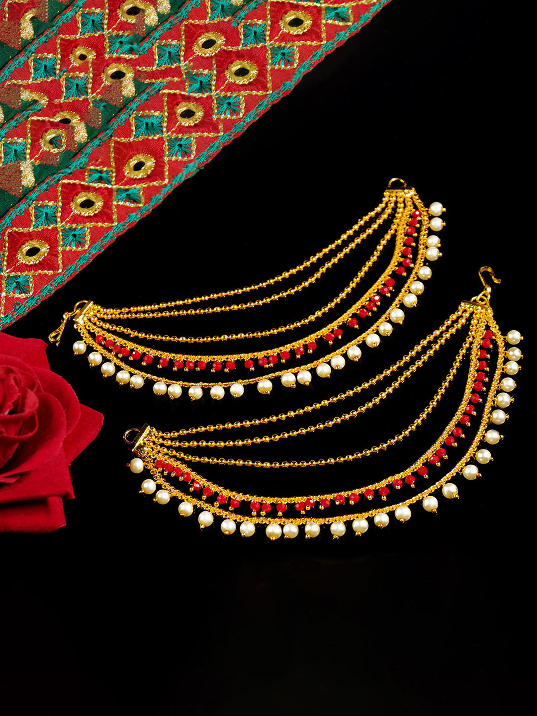 

PINAAKA DARINI 1 Gram Gold-Plated Drop Earrings