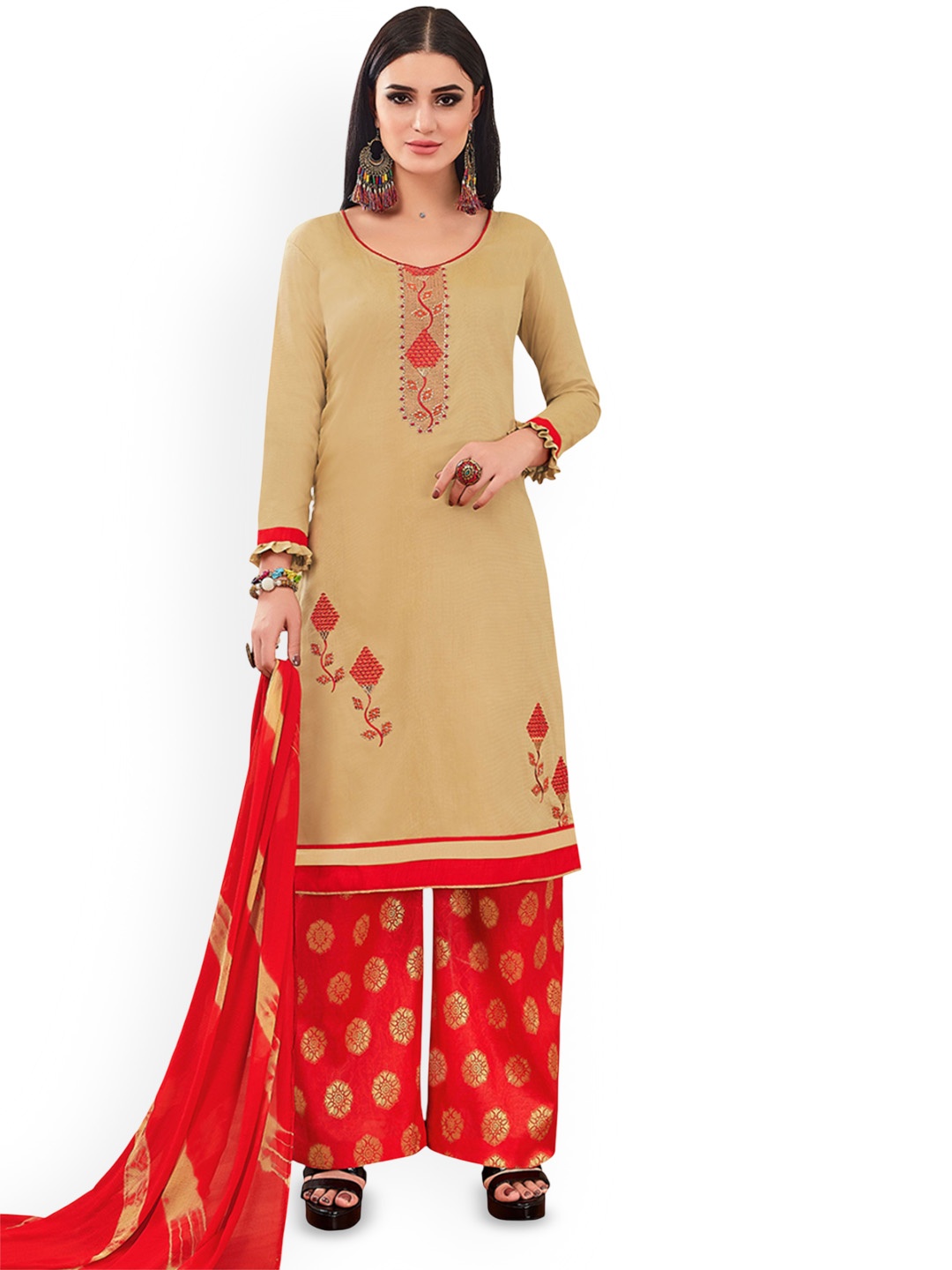 

Maroosh Floral Embroidered Unstitched Dress Material, Beige