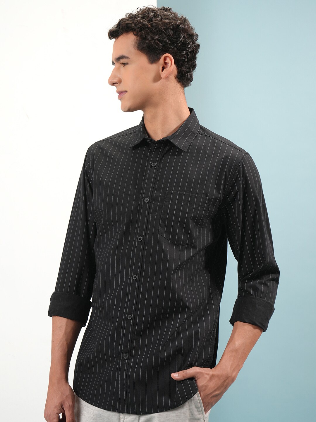 

HIGHLANDER Regular Fit Shirt, Black