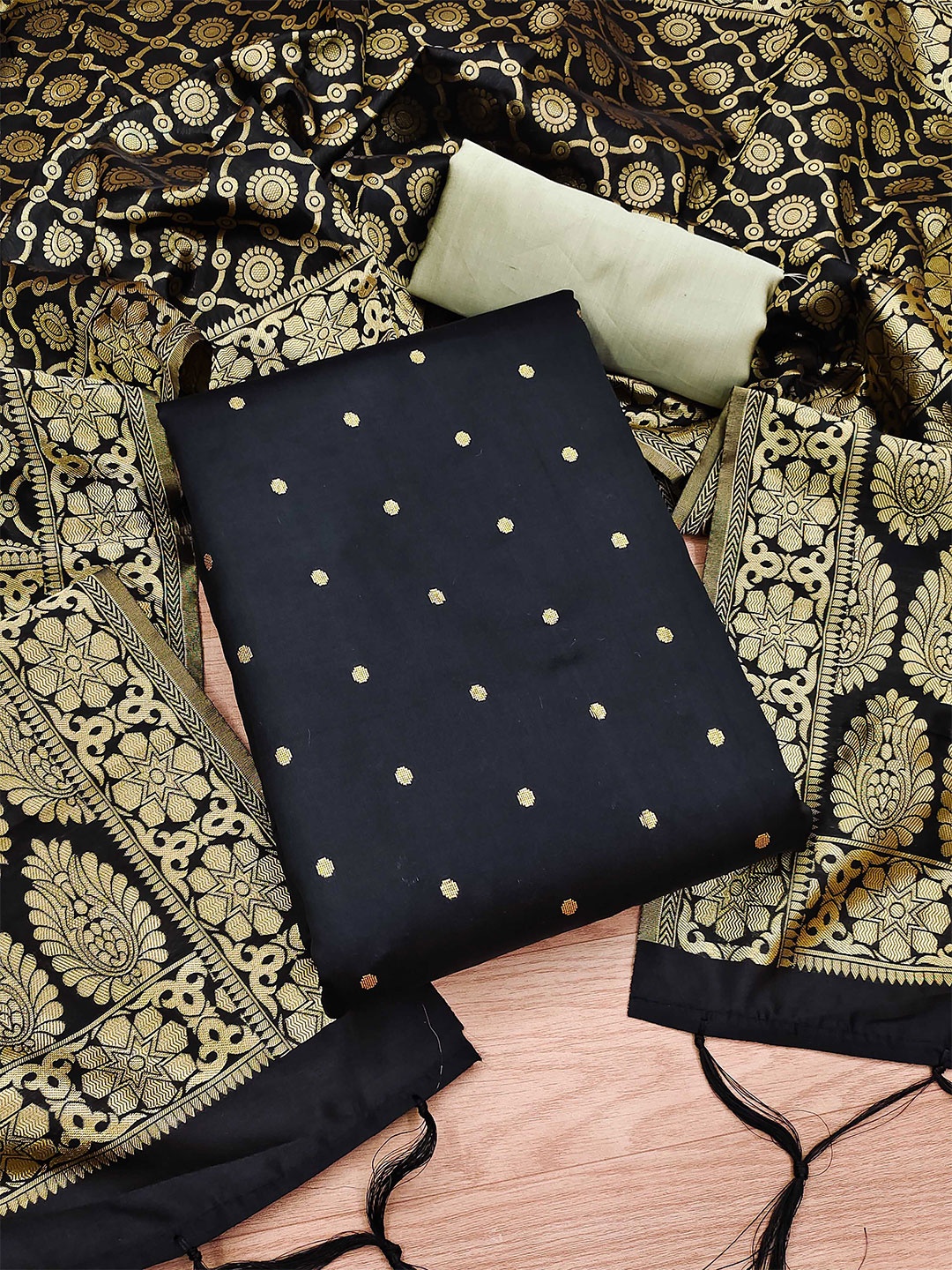 

Maroosh Floral Woven Zari Banarasi Silk Unstitched Dress Material, Black