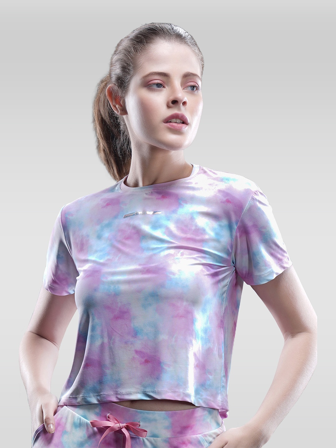 

LAASA SPORTS Tie and Dye Crop T-shirt, Pink