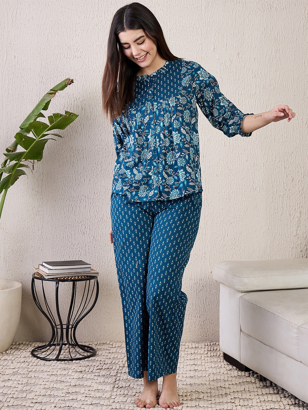 

July Women Floral Printed Pure Cotton Night suit, Blue